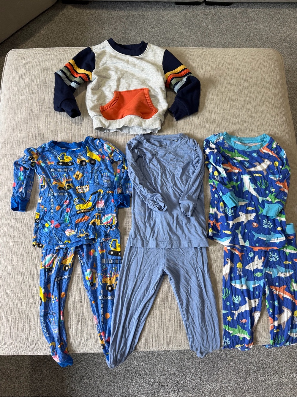 Little sleepies 12-18 mo bundle Jammie’s and sweatshirt like new, one pair GUC
